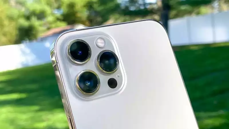 Forget Iphone13: This iPhone has the camera you need