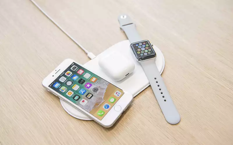 Apple Air Power Wireless Charger For iPhone and Apple Watch Come Back from Dead