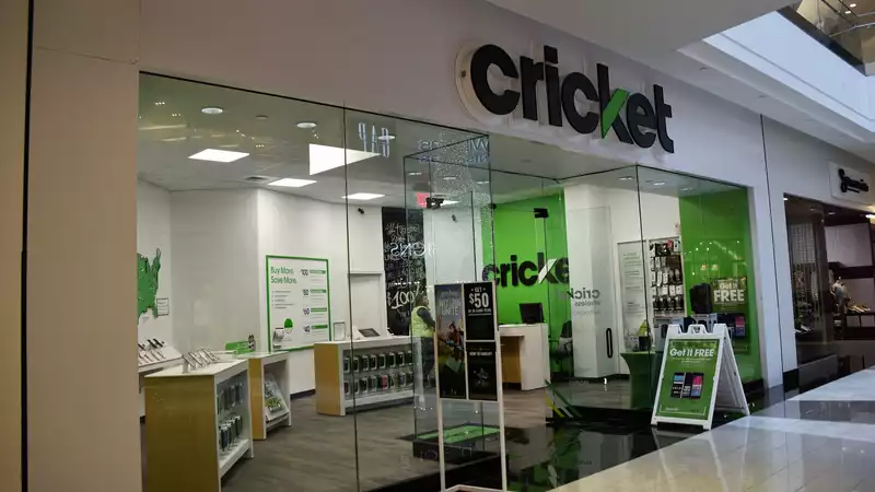 Cricket radio just dropped the worst thing about its cell phone plans