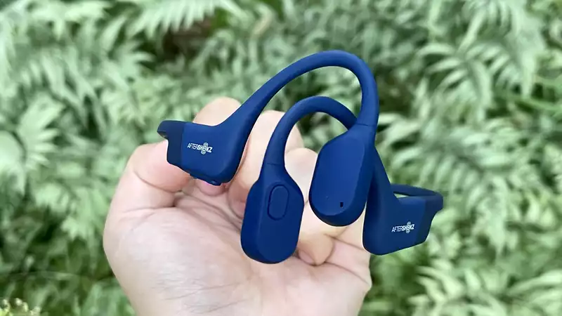 I replaced my AirPods Pro with running bone conduction headphones — this is the win