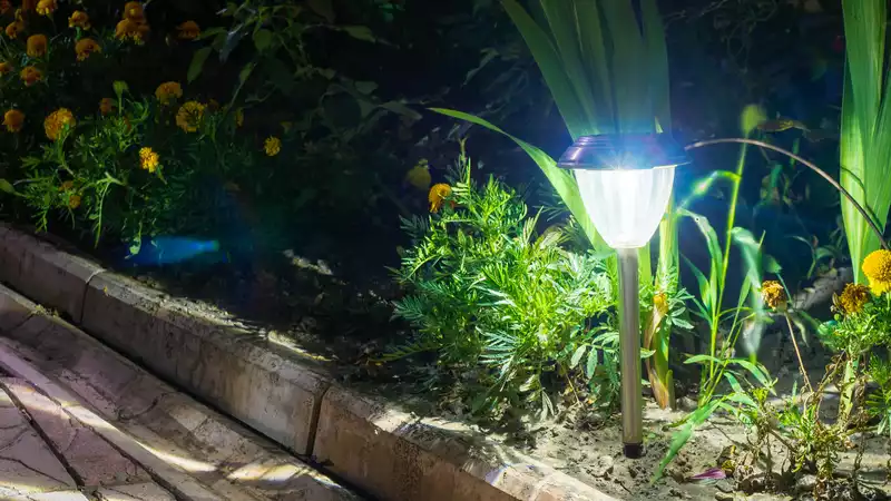 How to place Solar lights optimally