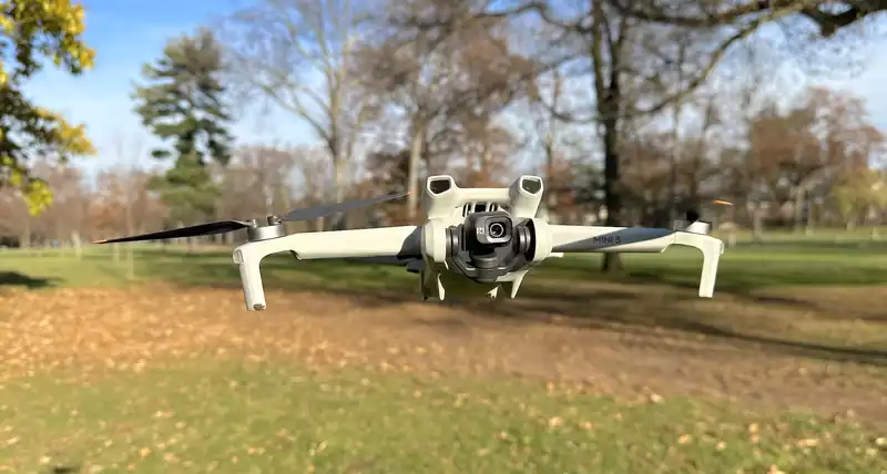 DJI Mini 3 Review: Less for Vertical Video