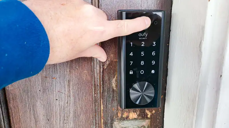 Buying a Smart Lock? Here are five key factors to consider