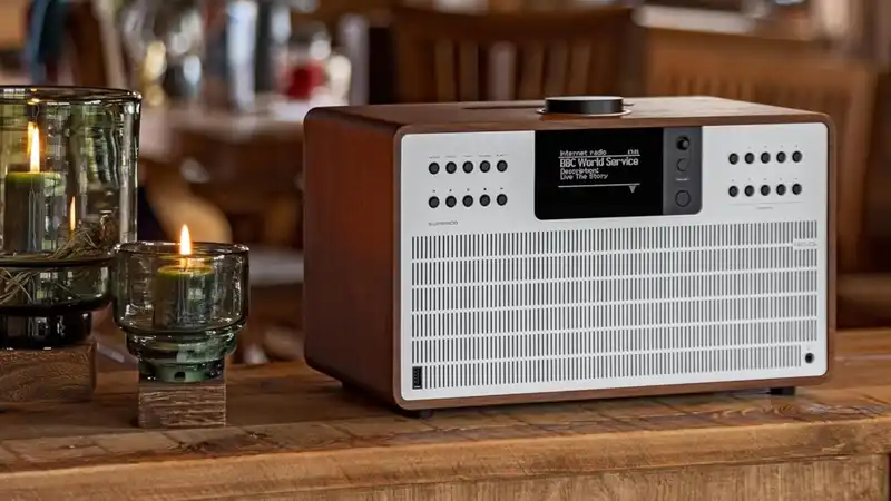 Forget vinyl records - revive your CD collection with this new SuperCD all-in-one music system!