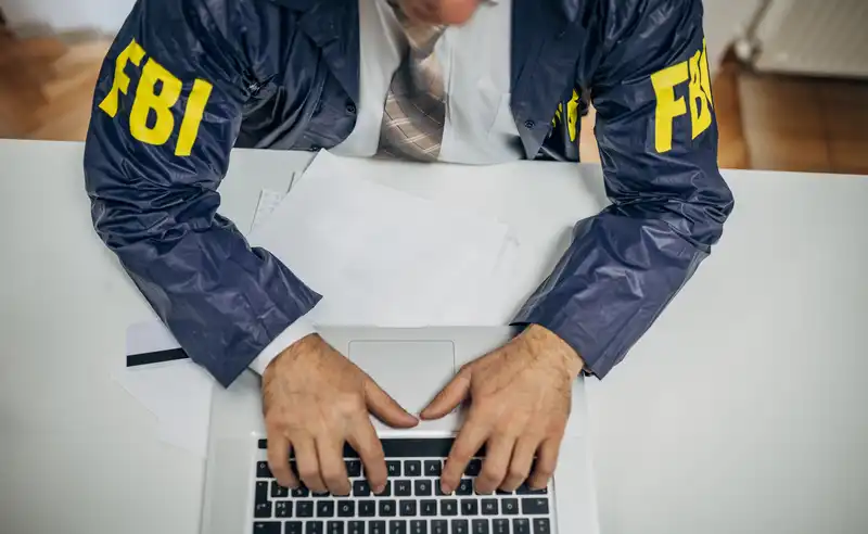 FBI Warns Against Hackers Posing as Law Enforcement Agencies and Stealing Personal Information